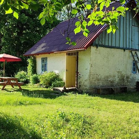 Hostal Viini Puhkemaja Mustjala Exterior foto